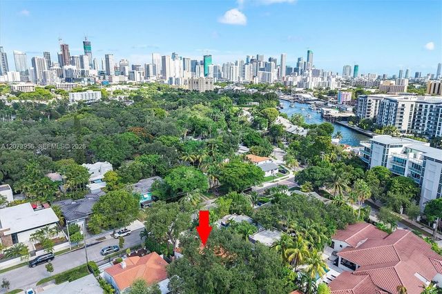 2 of 27 - 1000 Nw 10th Court, Miami, FL