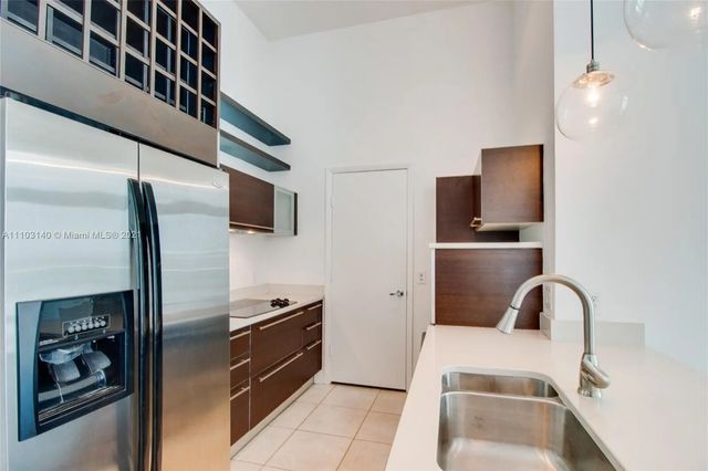 2 of 15 - 1900 N Bayshore Drive #912, Miami, FL