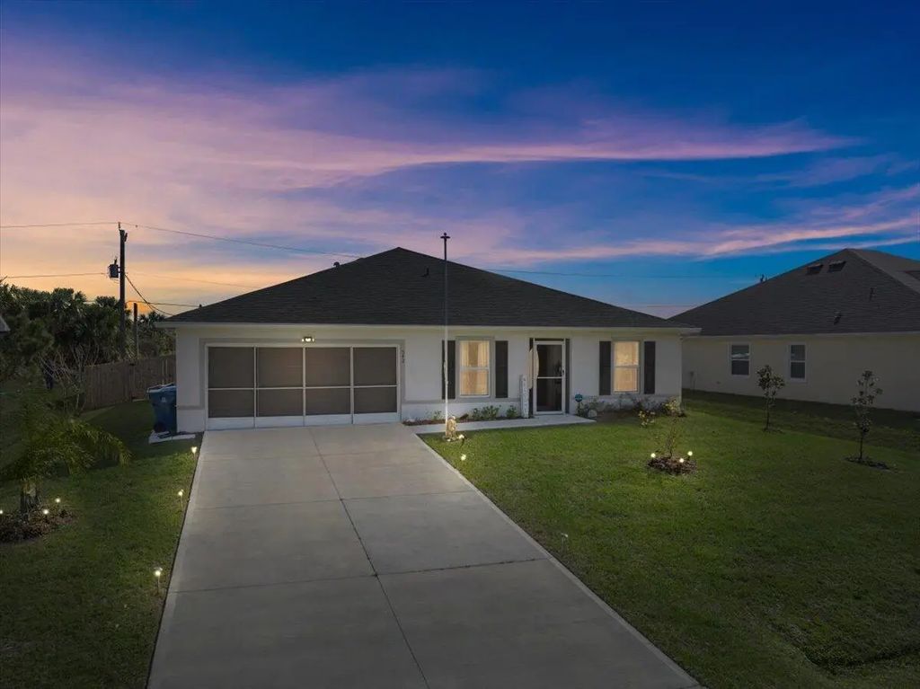 542 Mimosa Street Sw, Palm Bay