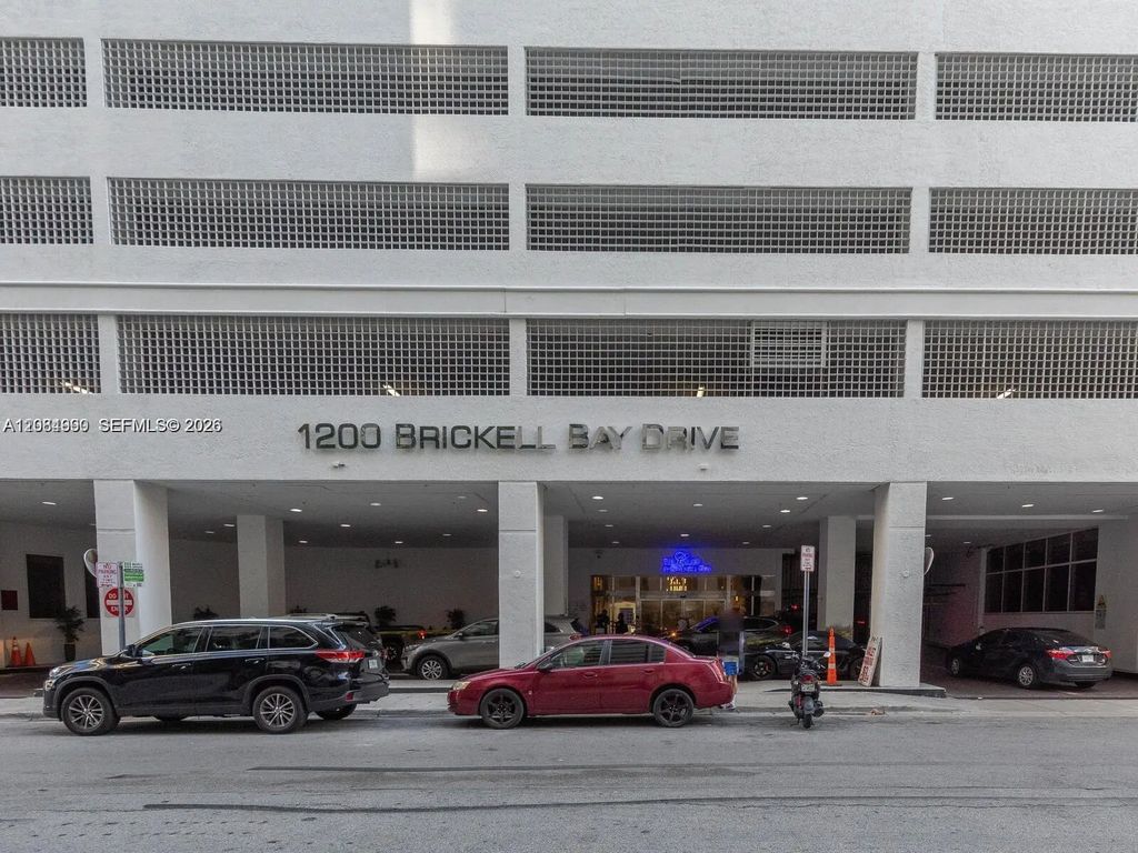 1200 Brickell Bay Drive #3210, Miami