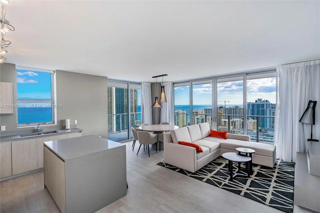 4 of 50 - 4010 S Ocean Drive #r1609, Hollywood, FL