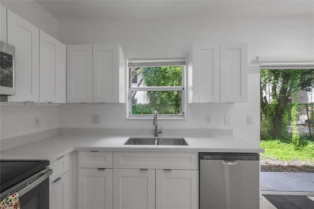 4 of 37 - 2992 Se 15th Avenue, Homestead, FL