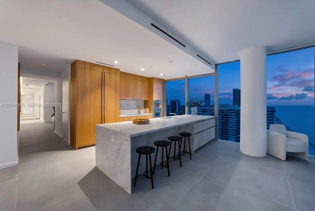 5 of 44 - 2000 S Ocean Drive #22a, Hallandale Beach, FL