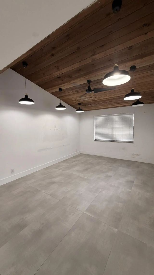 4 of 16 - 1123 W Prospect Road, Fort Lauderdale, FL