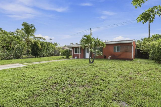 2 of 13 - 3180 Ne 13th Avenue, Pompano Beach, FL