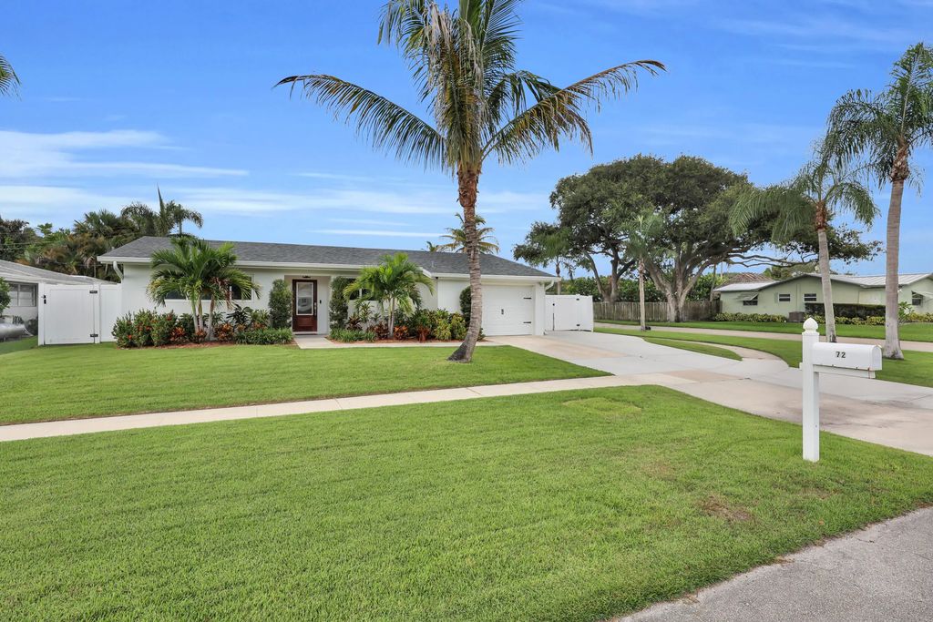 72 Willow Road, Tequesta