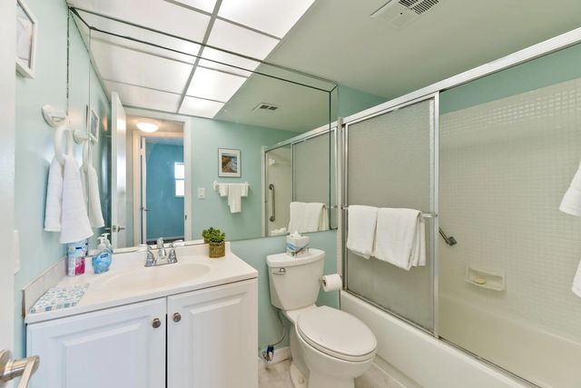 5 of 28 - 2901 E Sunrise Lakes Drive E #310, Sunrise, FL