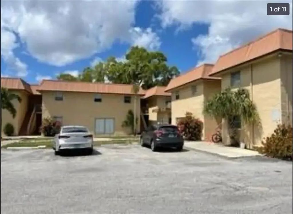 1550 Nw 15th Street #8, Boca Raton