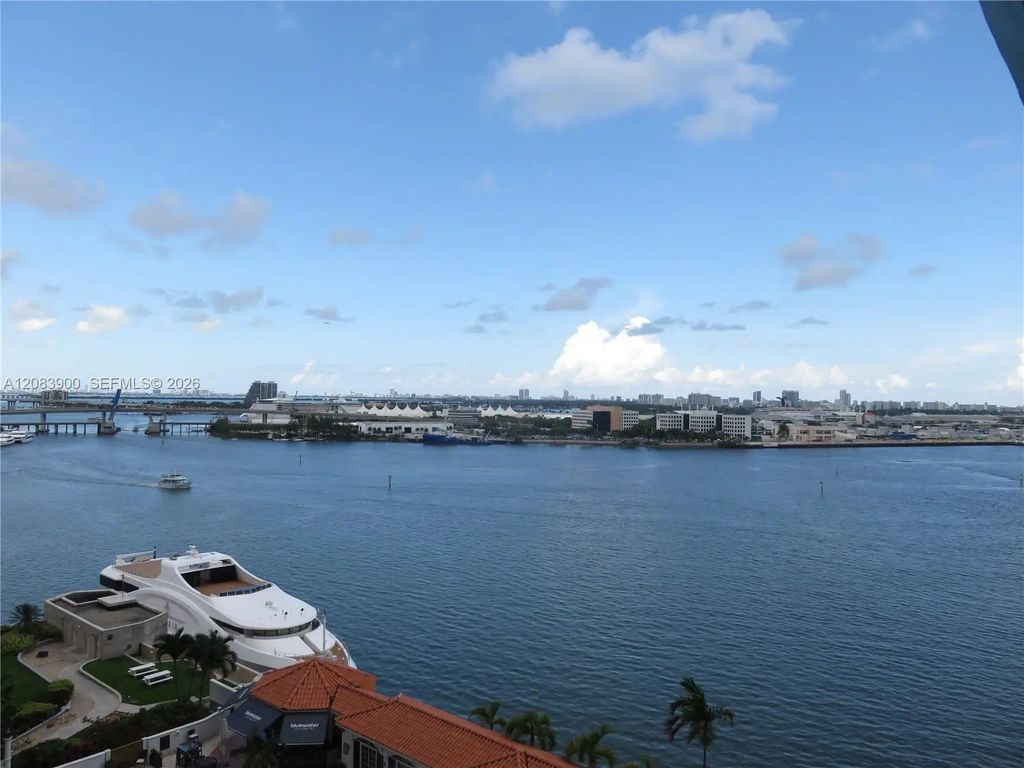 335 S Biscayne Boulevard #1508, Miami