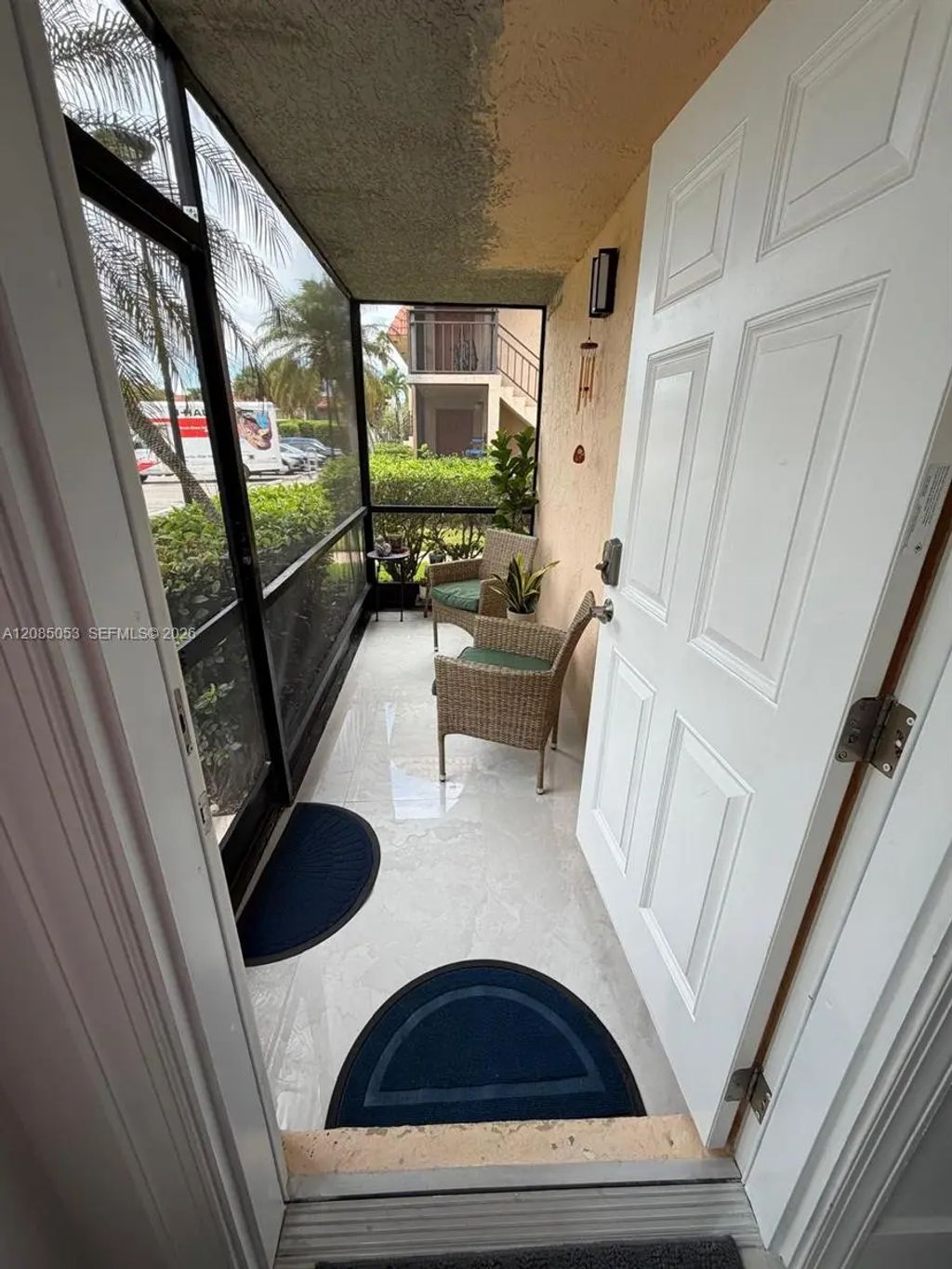 331 Lakeview Drive #101, Weston