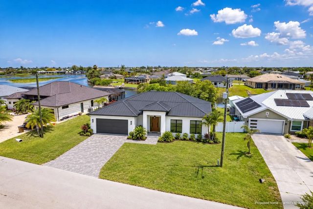 4 of 21 - 623 Ne 7th Terrace, Cape Coral, FL