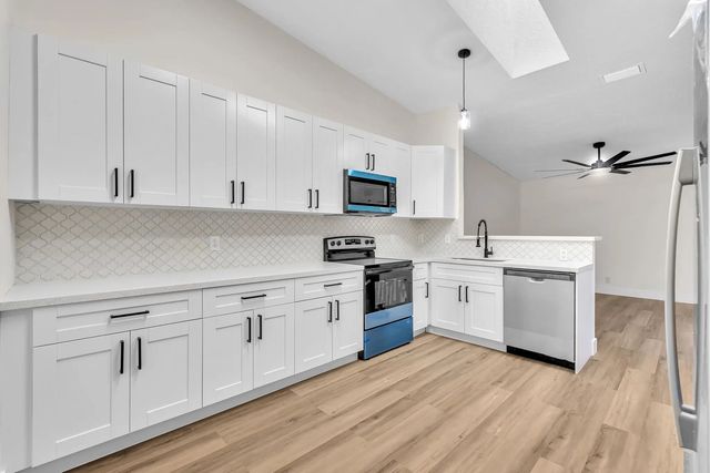 2 of 45 - 6014 Nw 78th Way, Tamarac, FL