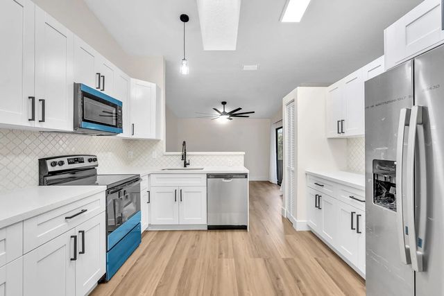 3 of 45 - 6014 Nw 78th Way, Tamarac, FL