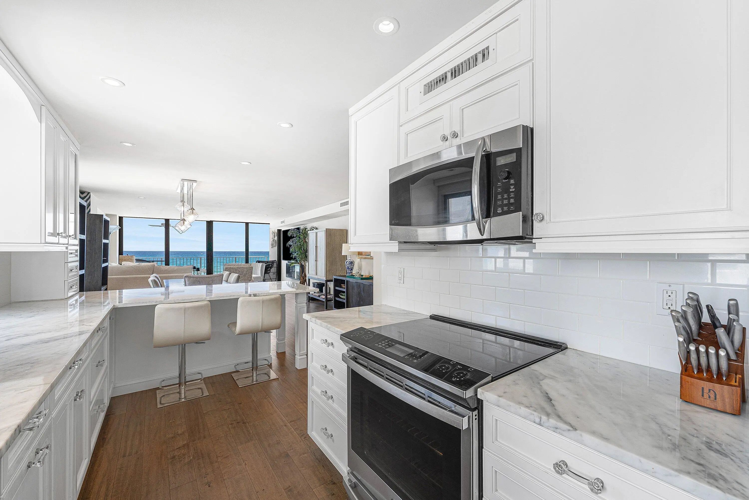 3590 S Ocean Boulevard #301, South Palm Beach, FL, 33480