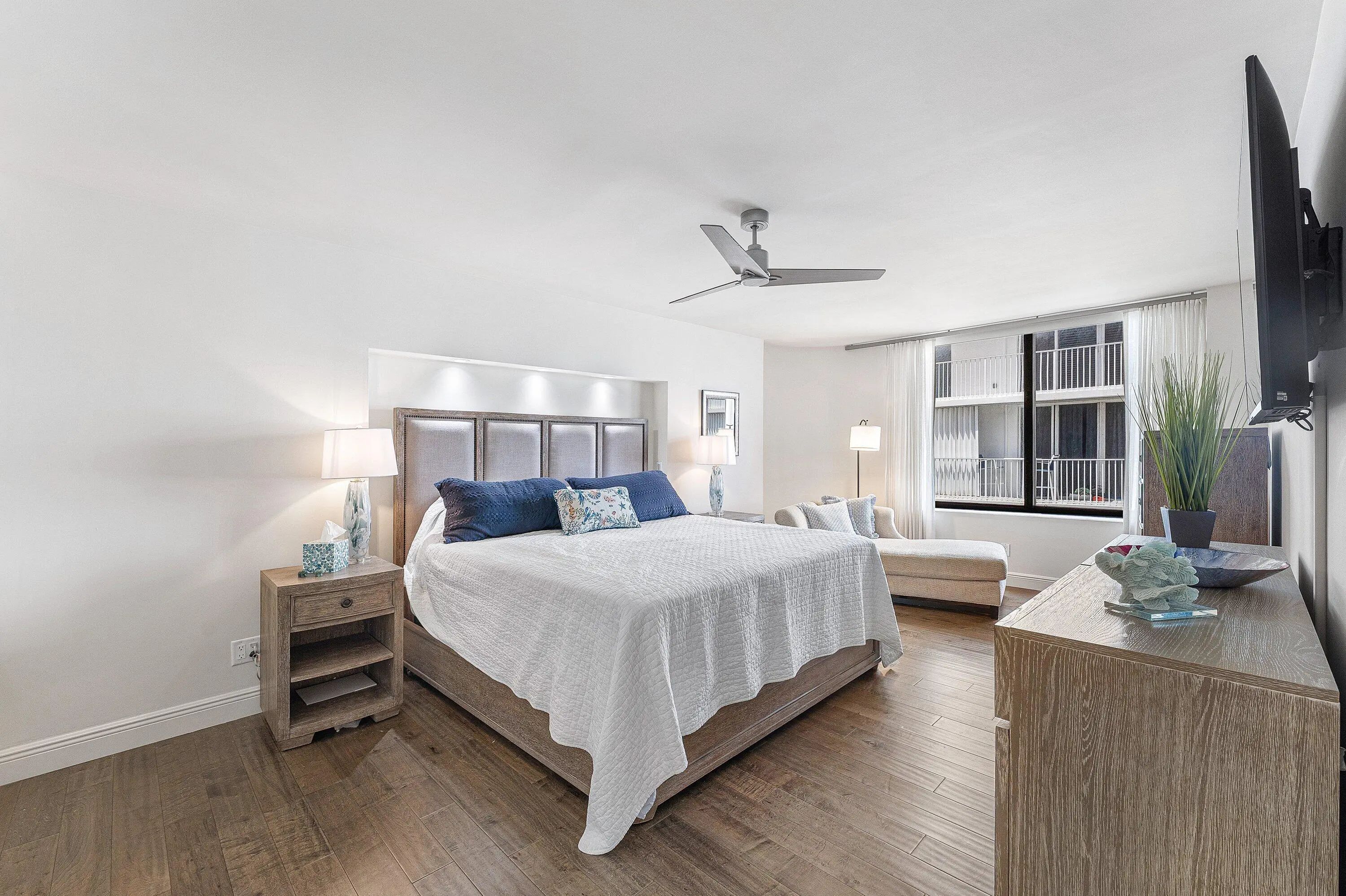 3590 S Ocean Boulevard #301, South Palm Beach, FL, 33480