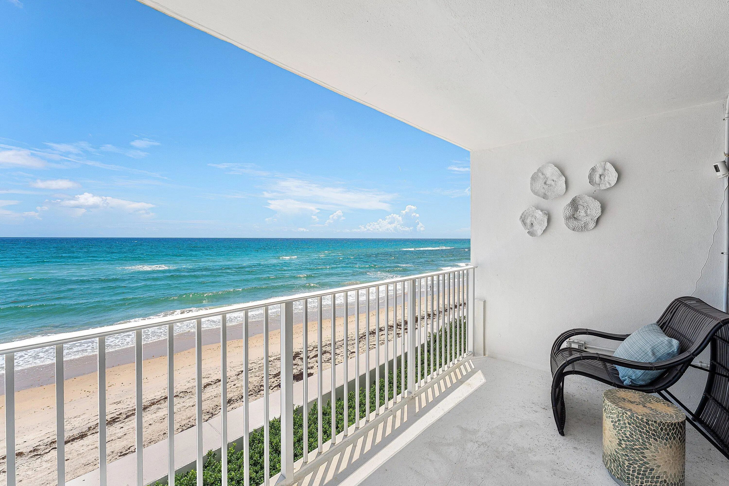 3590 S Ocean Boulevard #301, South Palm Beach, FL, 33480