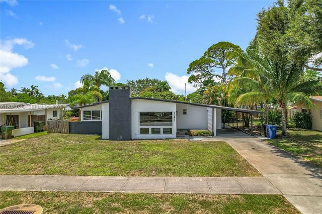 2 of 47 - 2291 Sw 34th Terrace, Fort Lauderdale, FL