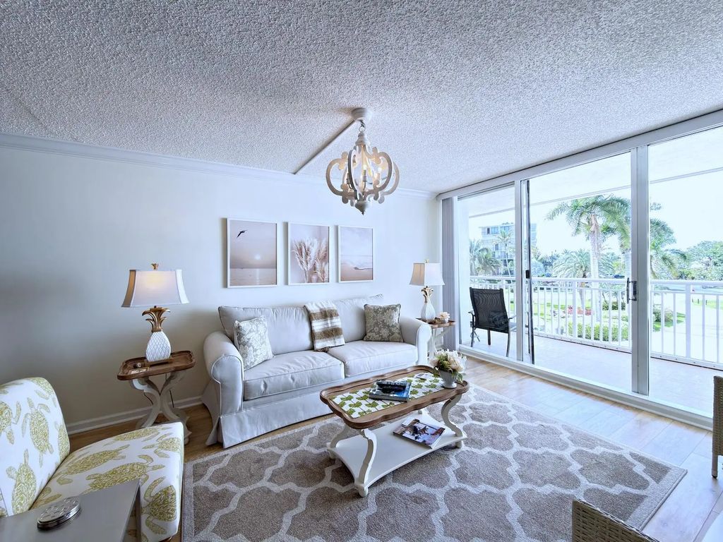 3546 S Ocean Boulevard #315, South Palm Beach