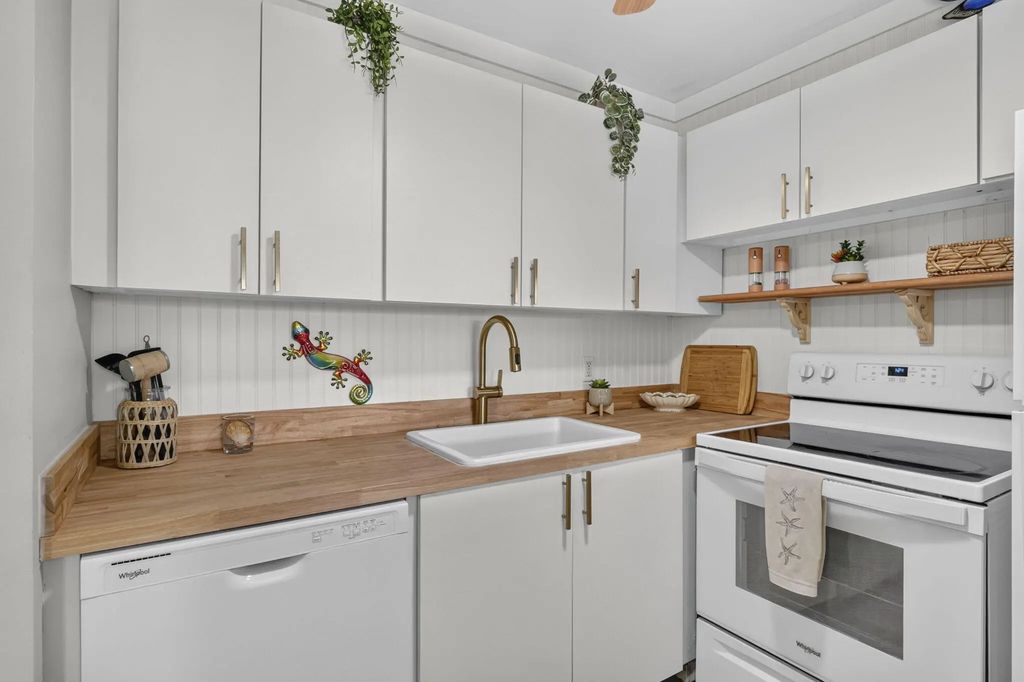 62 Sussex C, West Palm Beach