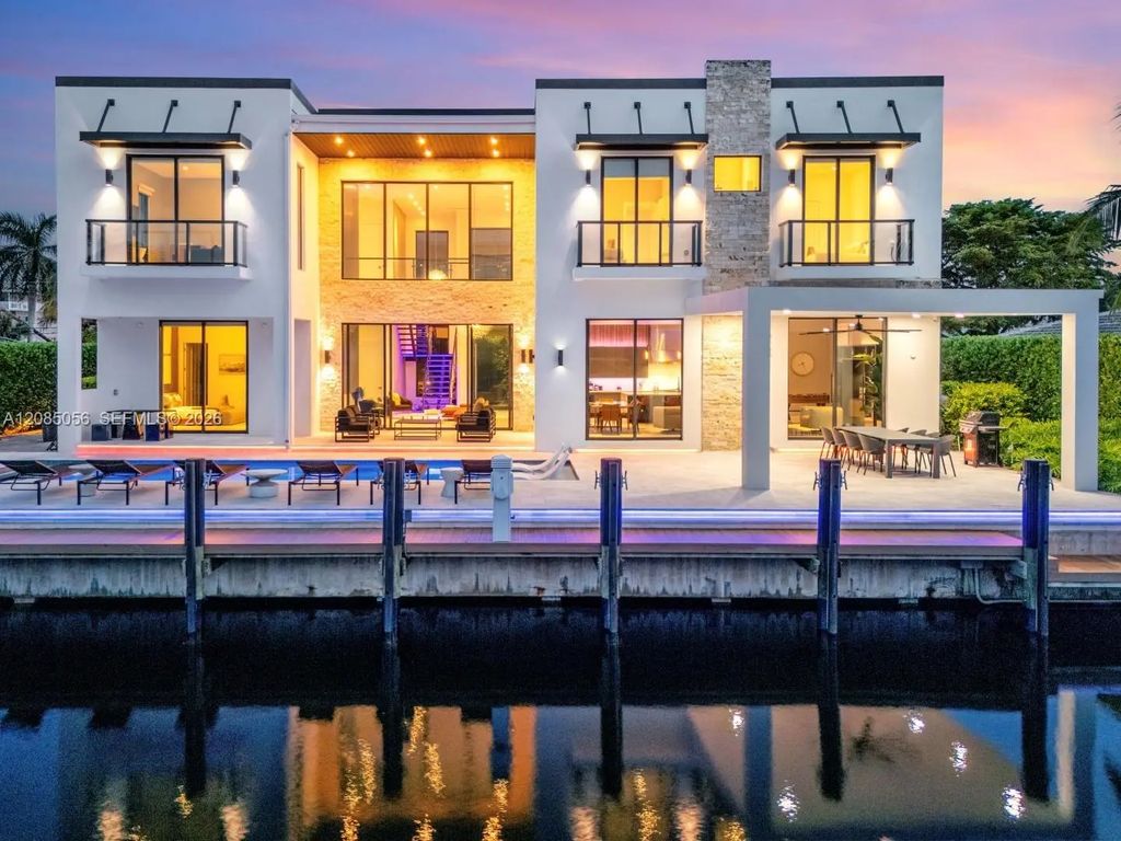 2817 Ne 35th Street, Fort Lauderdale