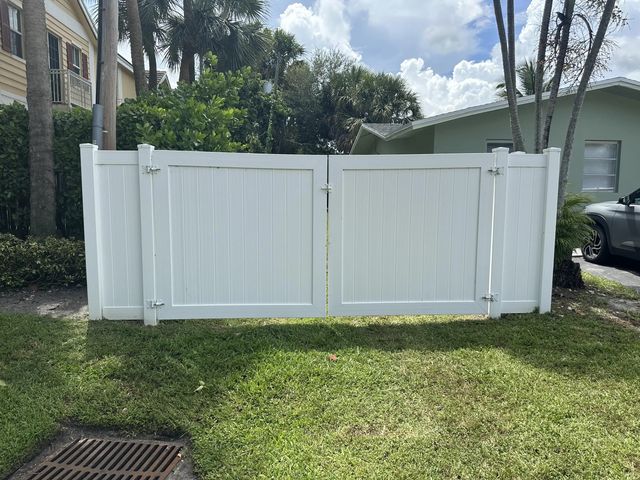 4 of 7 - 425 Sw 18th Avenue, Fort Lauderdale, FL