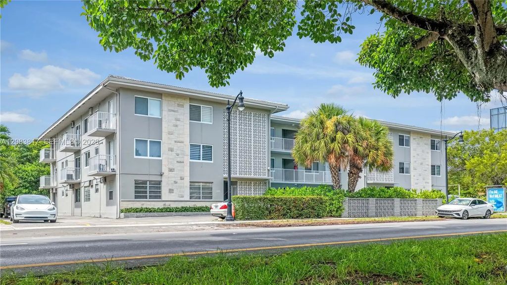 2300 Sw 3rd Avenue #12a, Miami