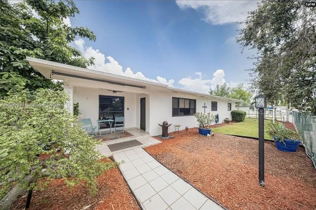 7605 W 6th Avenue, Hialeah