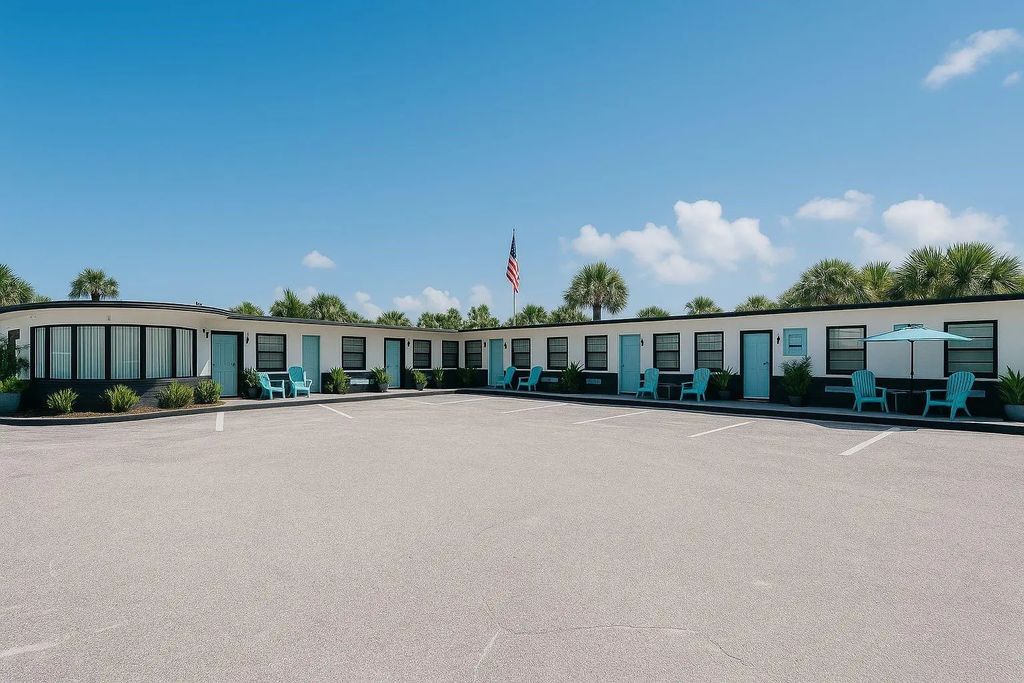 1915 N Atlantic Avenue, Daytona Beach