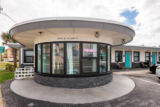 3 of 32 - 1915 N Atlantic Avenue, Daytona Beach, FL