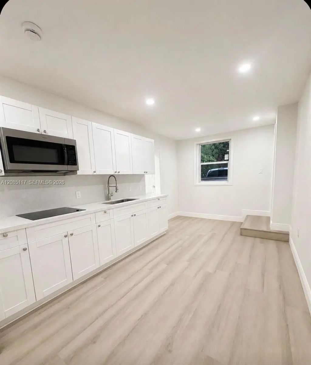 600 Nw 108th Street #2, Miami