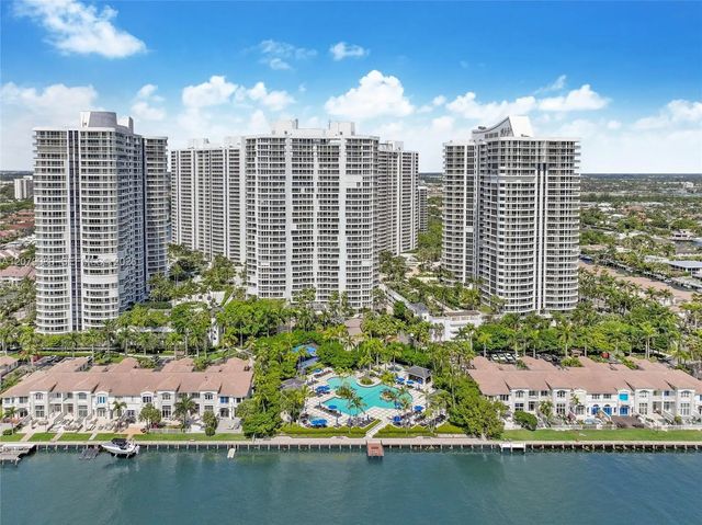 2 of 44 - 21150 Point Place #3004, Aventura, FL
