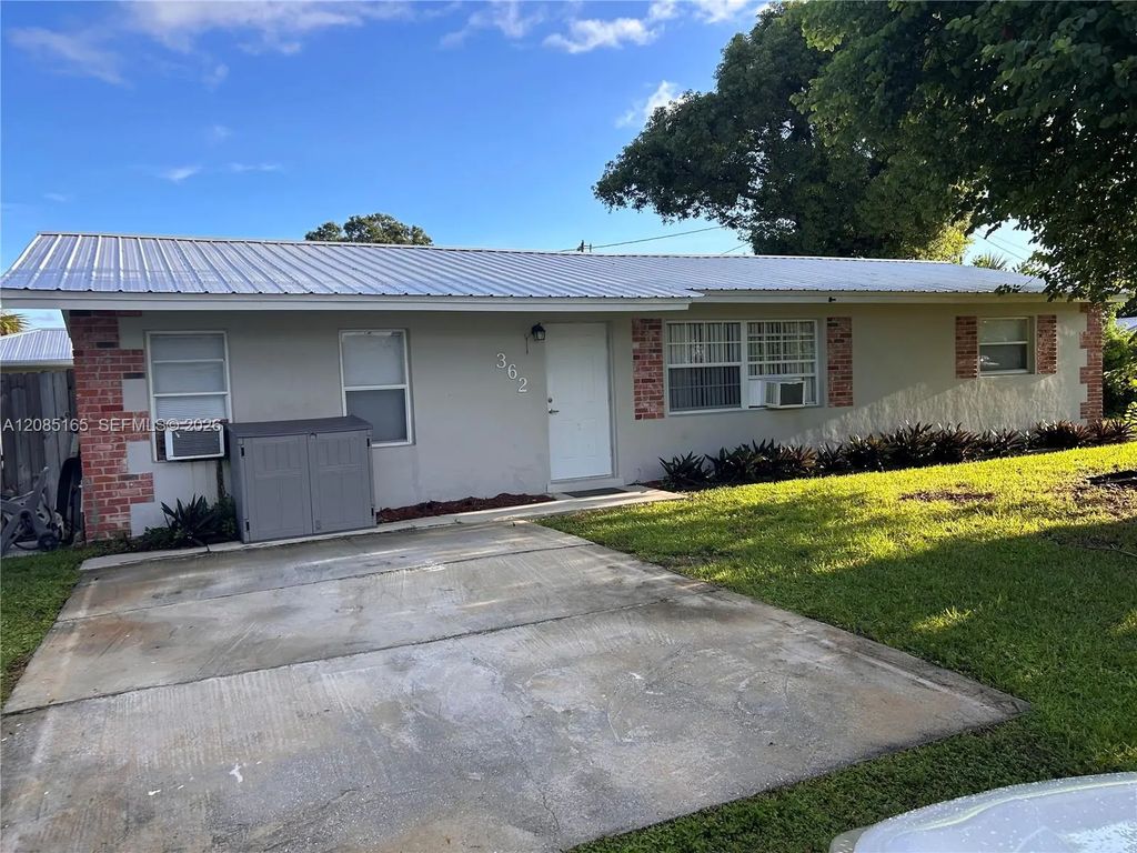 362 Park Lane Drive, North Fort Myers