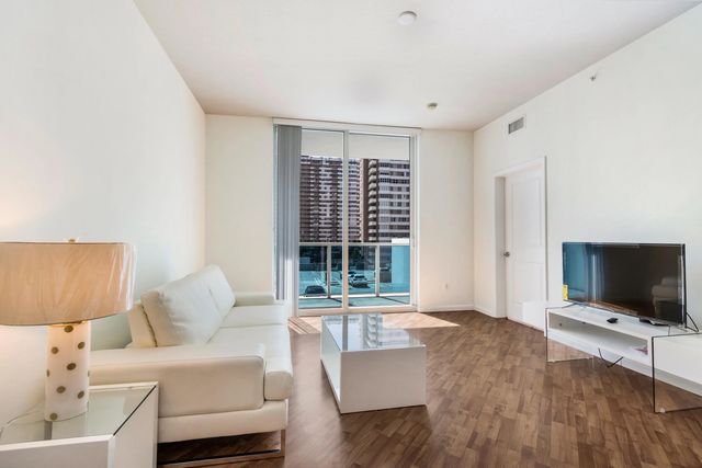 4 of 52 - 1945 S Ocean Drive #502, Hallandale Beach, FL