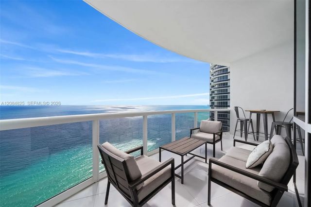 2 of 32 - 18201 Collins Avenue #4709, Sunny Isles Beach, FL