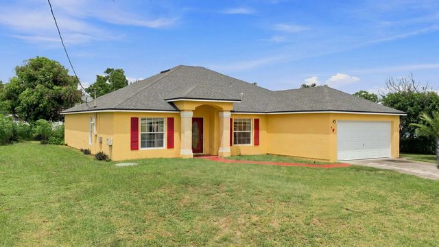 3 of 57 - 491 Sw Namoit Place, Port St. Lucie, FL