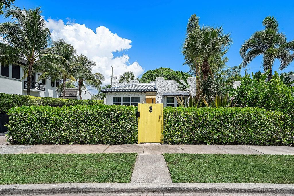 525 Westwood Road, West Palm Beach