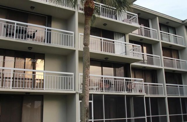 3 of 18 - 2621 Village Boulevard #205, West Palm Beach, FL