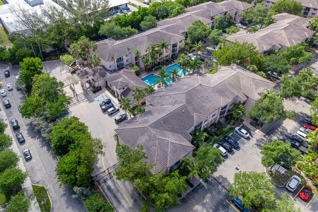 2 of 39 - 2009 Se 10th Avenue #309, Fort Lauderdale, FL