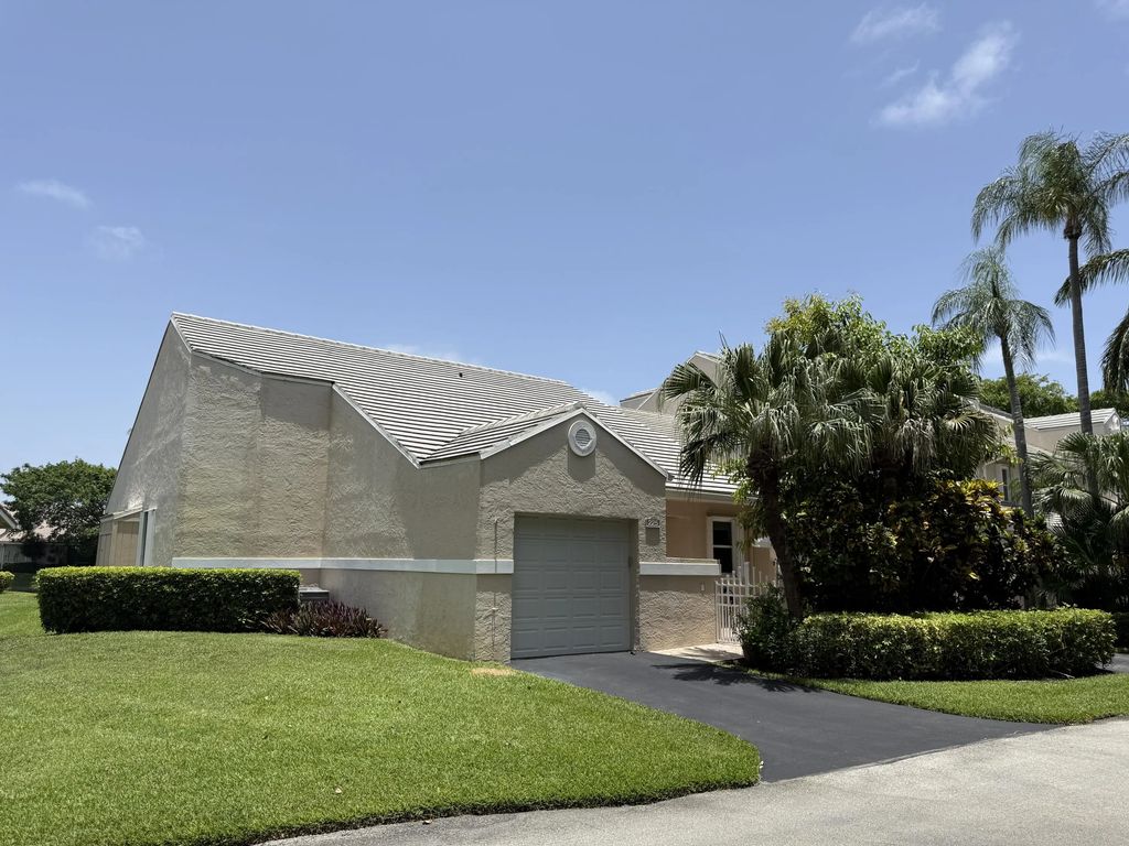 225 N Lakeshore Drive, Hypoluxo