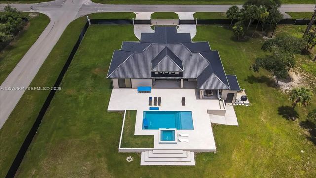 2 of 51 - 300 Montura Avenue, Clewiston, FL
