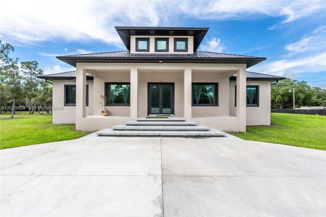 4 of 51 - 300 Montura Avenue, Clewiston, FL