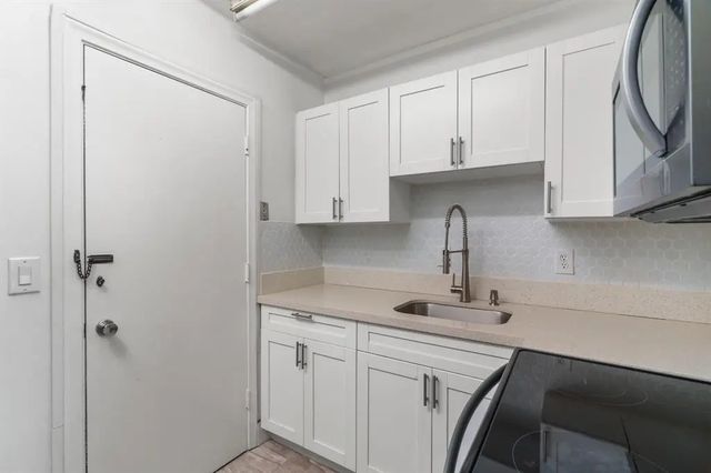 4 of 38 - 418 S Cypress Road #106, Pompano Beach, FL