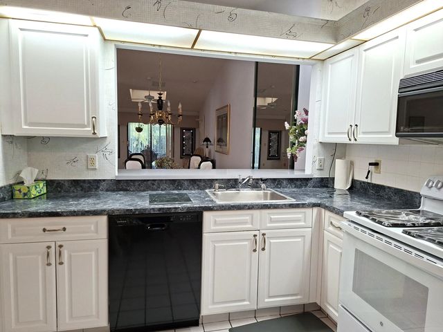 3 of 38 - 5798 Brook Bound Lane, Boynton Beach, FL