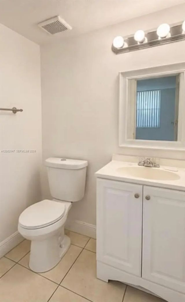 3 of 11 - 1800 Sans Souci Boulevard #120, North Miami, FL