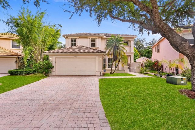 5302 Victoria Circle, West Palm Beach
