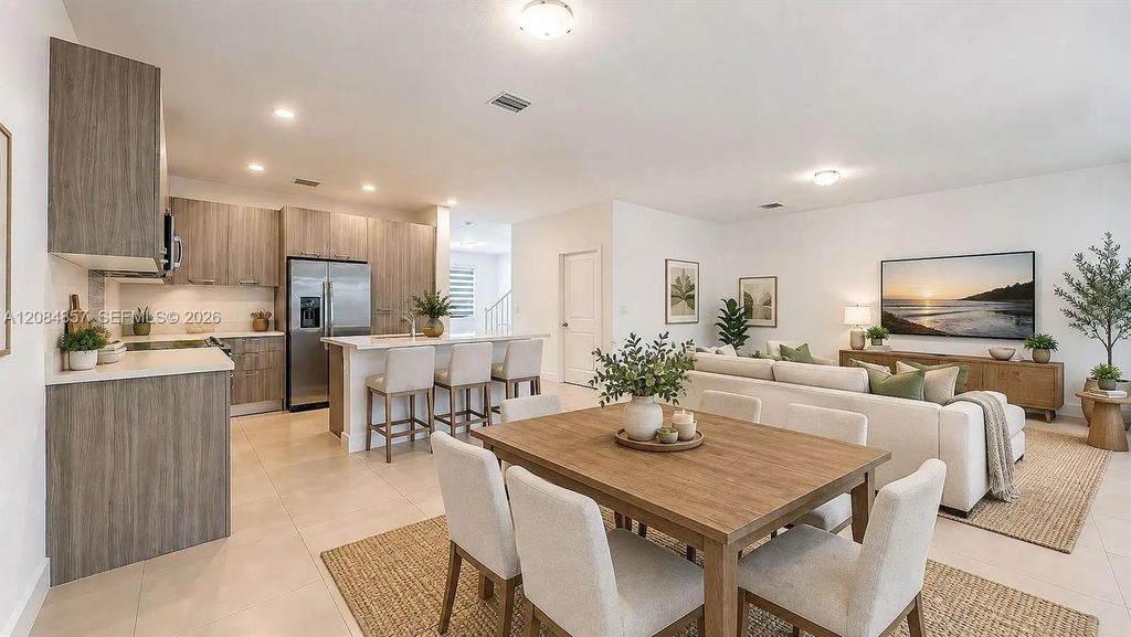 15811 Sw 136th Terrace, Miami