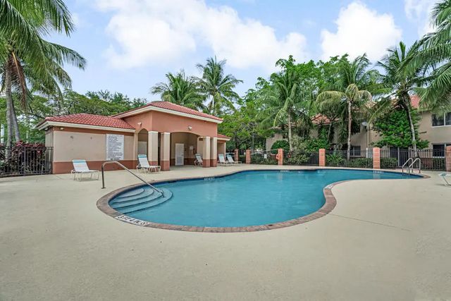 5 of 29 - 3810 N Jog Road #204, West Palm Beach, FL