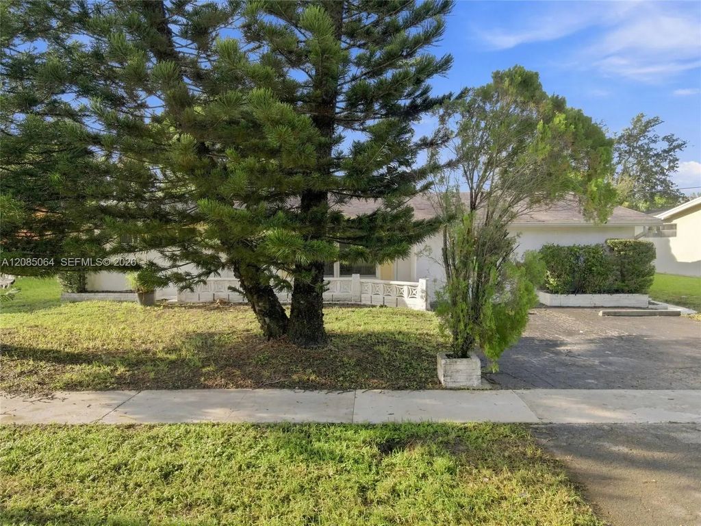 7470 Nw 21st Court, Sunrise