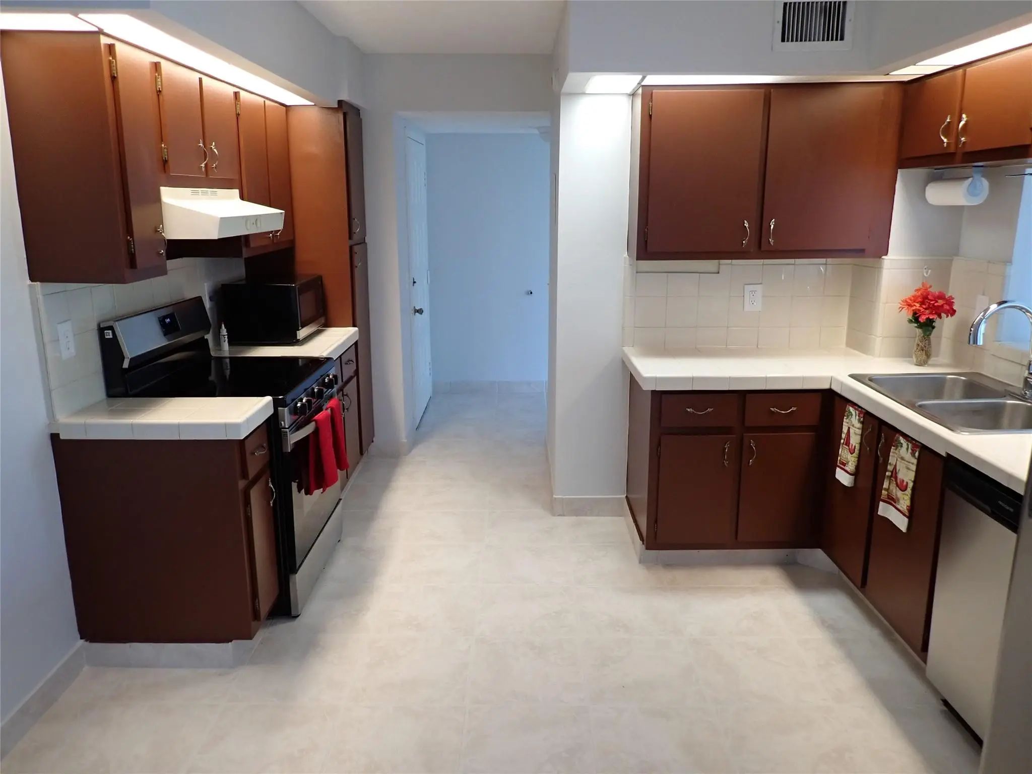 106 Lake Emerald Drive #401, Oakland Park