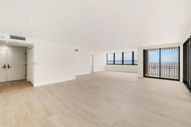 4 of 31 - 2 Grove Isle Drive #b1602, Miami, FL